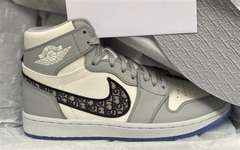 jordan dior preço original|dior jordan 1 sneakers.